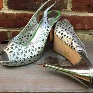 METAPHOR Platform Pump Heels Silver Cut Out Open Toe Sling Back Heels Size 9